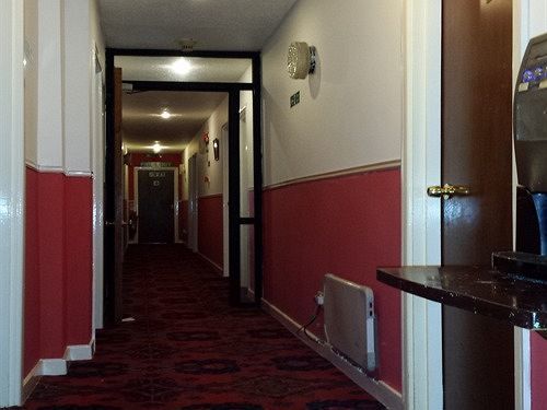Red Lion Hotel Tredegar エクステリア 写真
