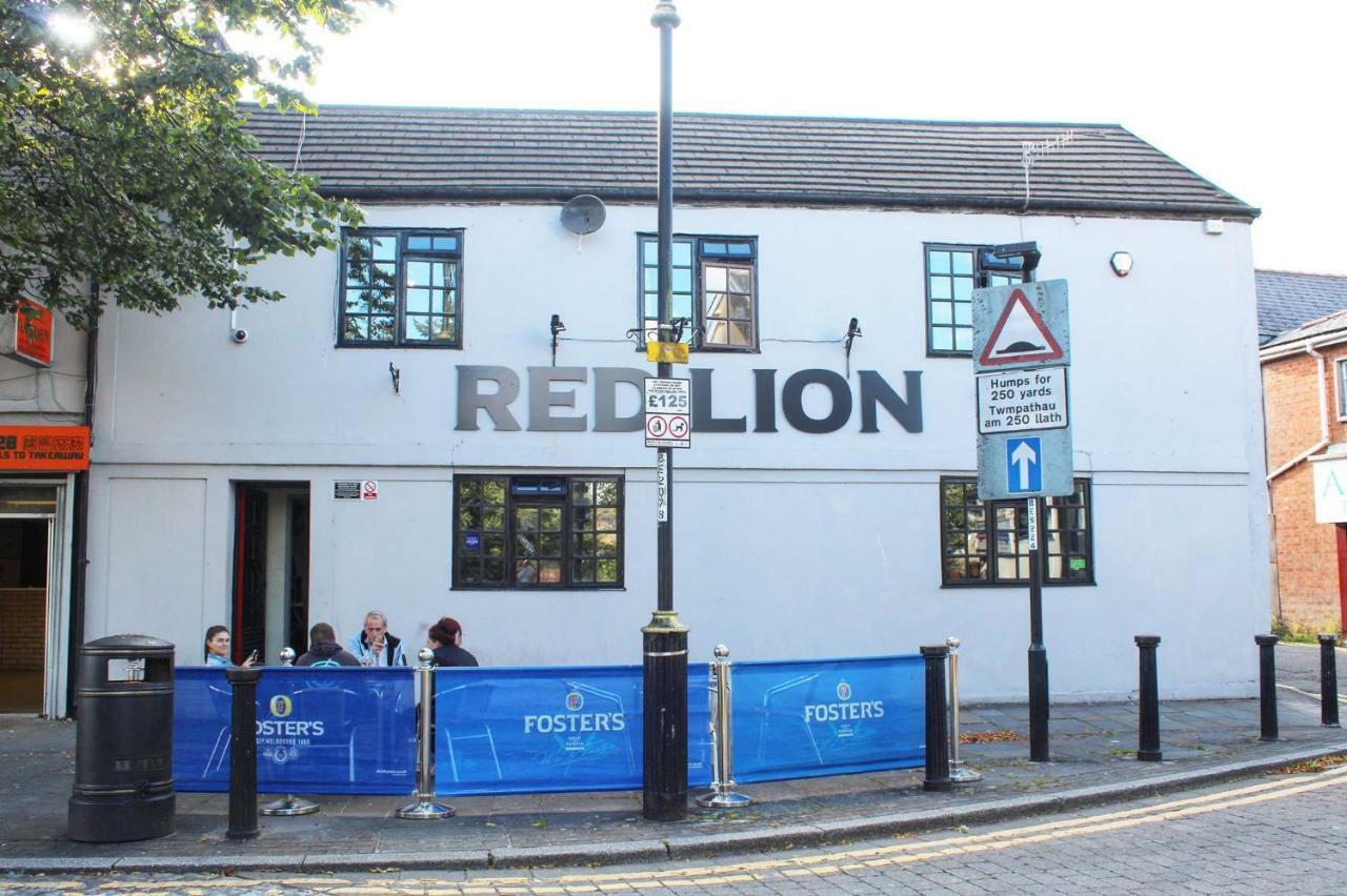 Red Lion Hotel Tredegar エクステリア 写真