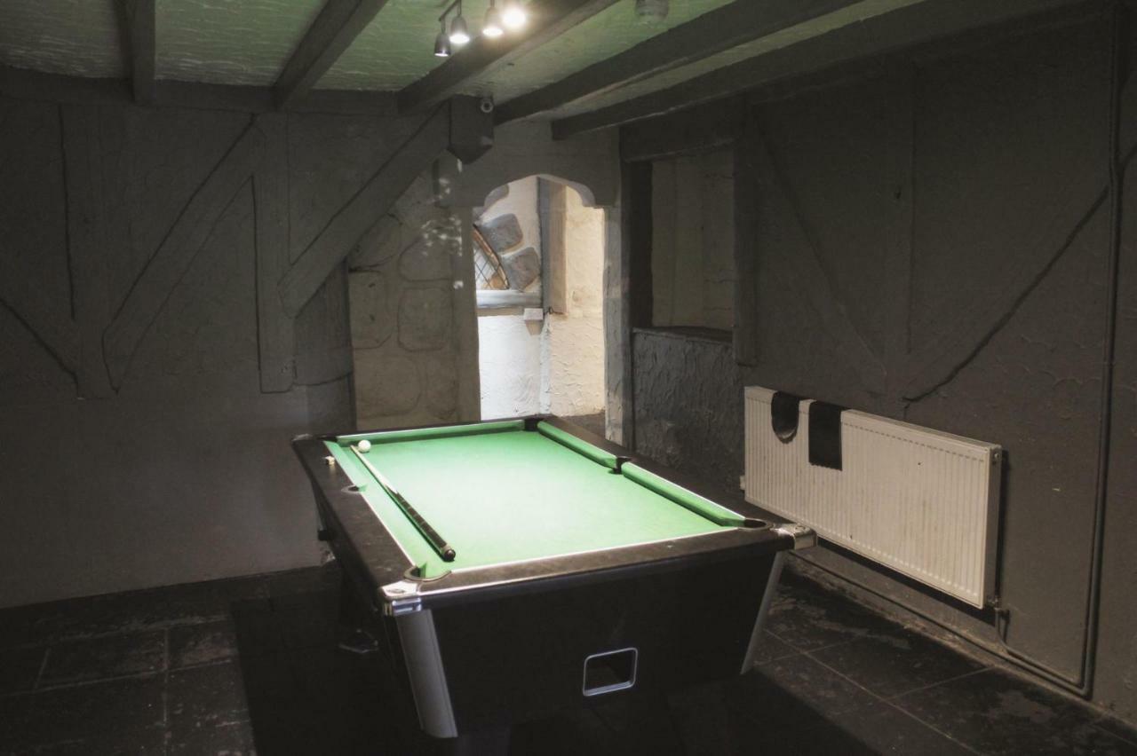 Red Lion Hotel Tredegar エクステリア 写真